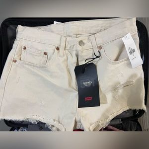 White LEVI’S 501 shorts